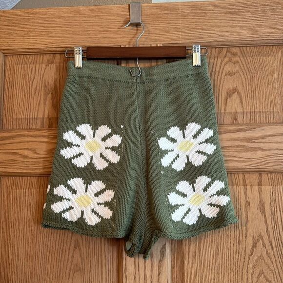 STORIA Daisy High RIse Sweater Shorts *NEW* - Picture 14 of 14